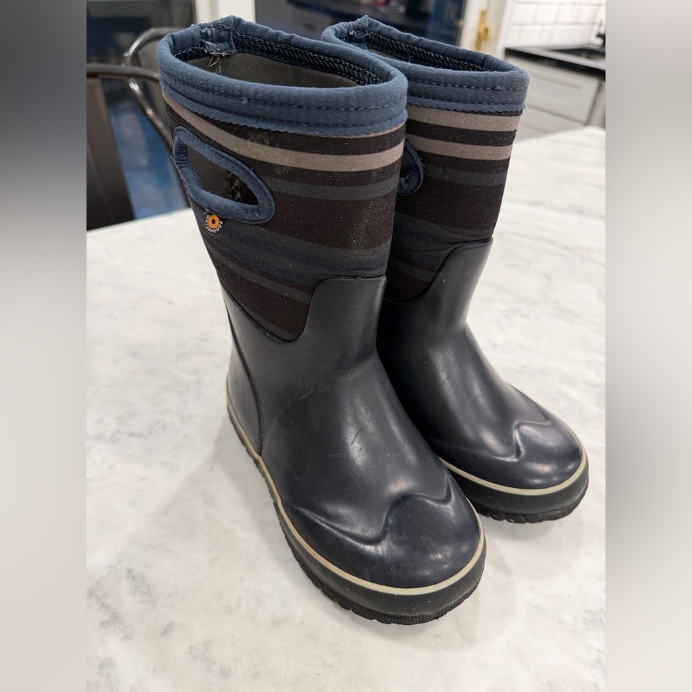Bogs Kids Snow Boots, Size 12